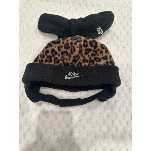 Nike Other - Nike Infant Fleece Trapper Hat and Mittens Set Leopard Print Black 2951-023